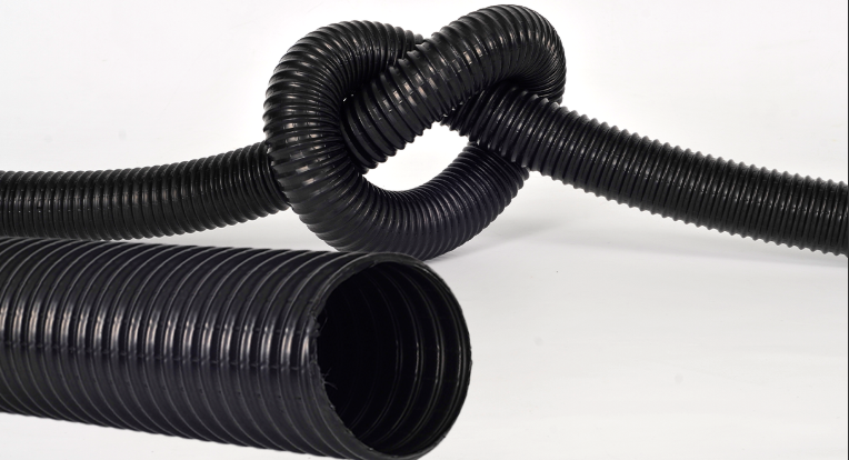 Suction hose of 32mm diameter in lengths of 4m